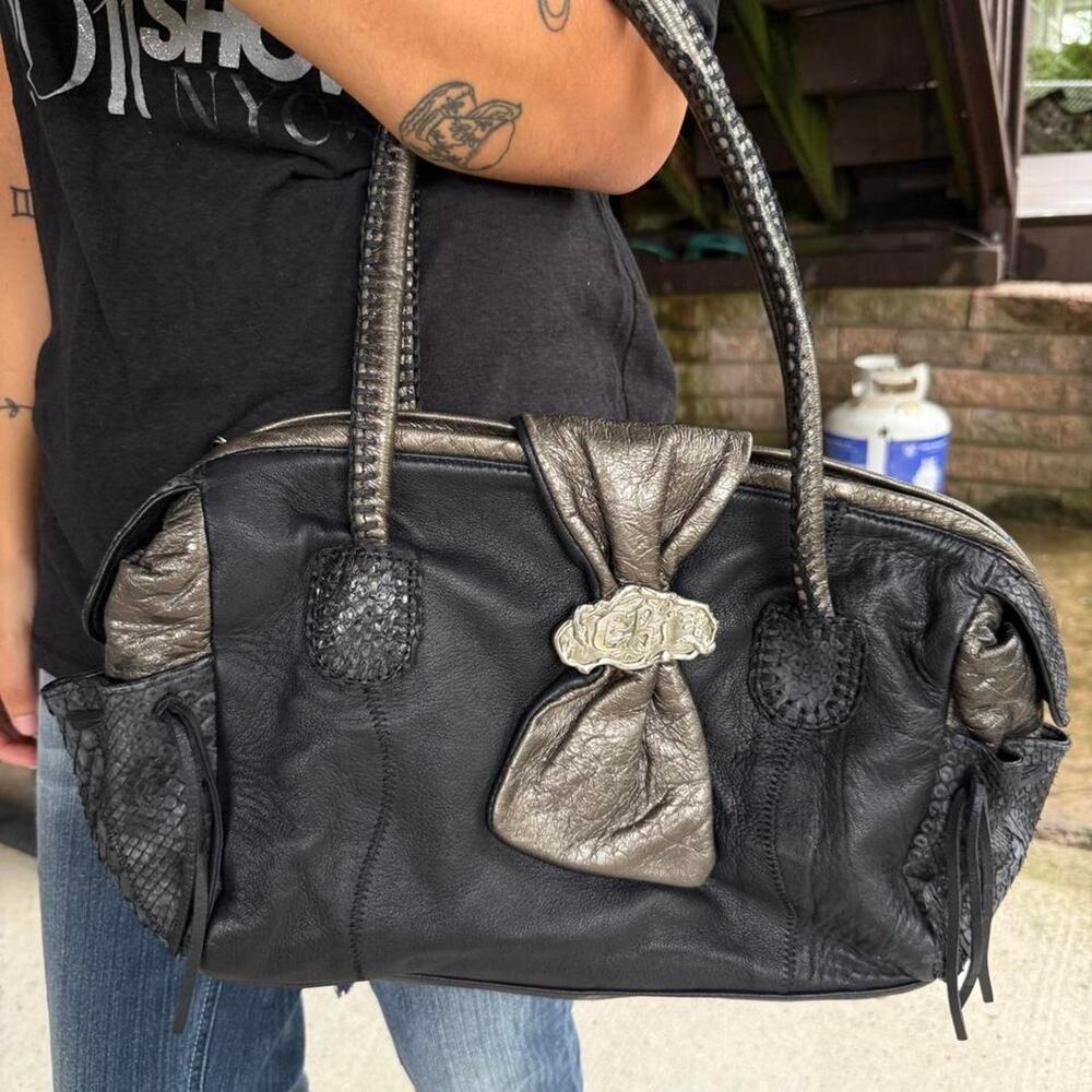 Y2k black leather handbag with